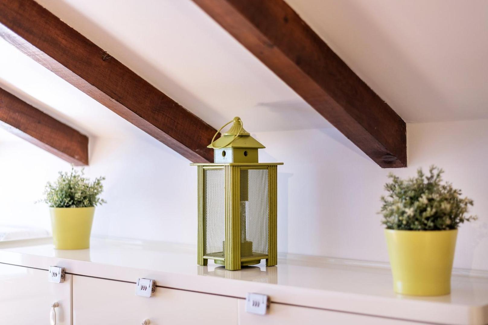 Ferienwohnung Guestready - Fantastic Rustic Duplex With Terrace Lisboa Exterior foto