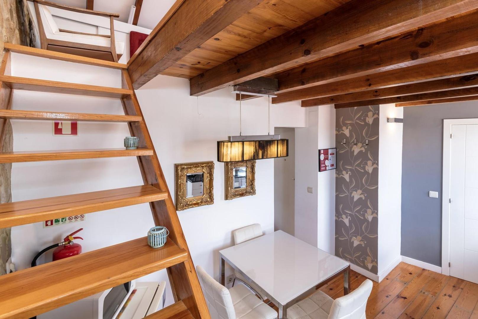 Ferienwohnung Guestready - Fantastic Rustic Duplex With Terrace Lisboa Exterior foto